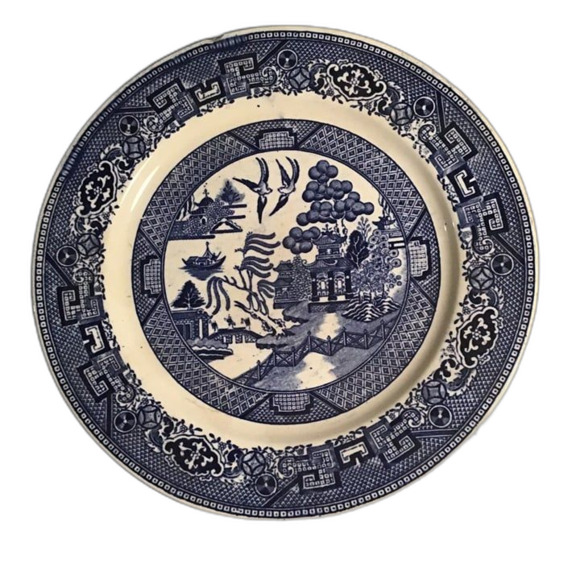 Vintage Blue Willow Transferware Plate Unmarked, Blue and White Has Chip On Top - Picture 1 of 2